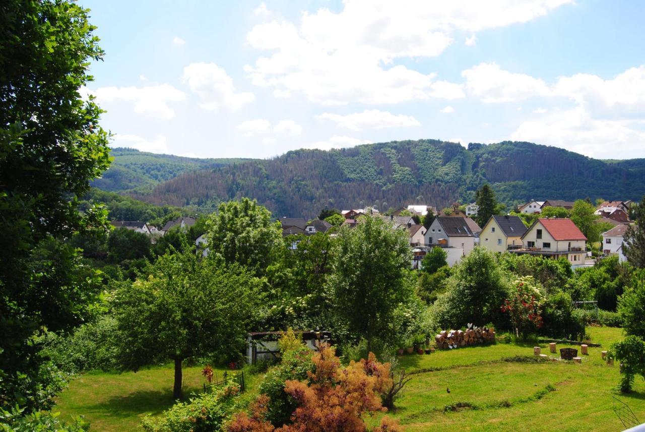 Hinter Den Spiegeln Hotel Heimbach Eksteriør billede