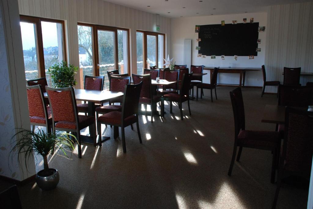 Hinter Den Spiegeln Hotel Heimbach Eksteriør billede