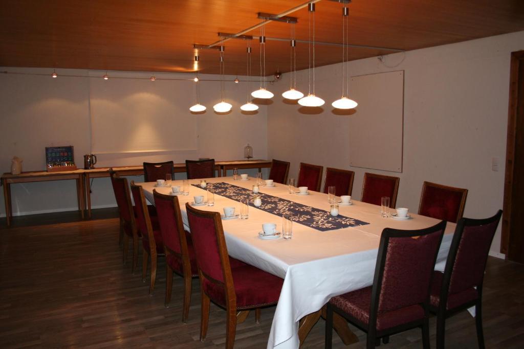 Hinter Den Spiegeln Hotel Heimbach Eksteriør billede