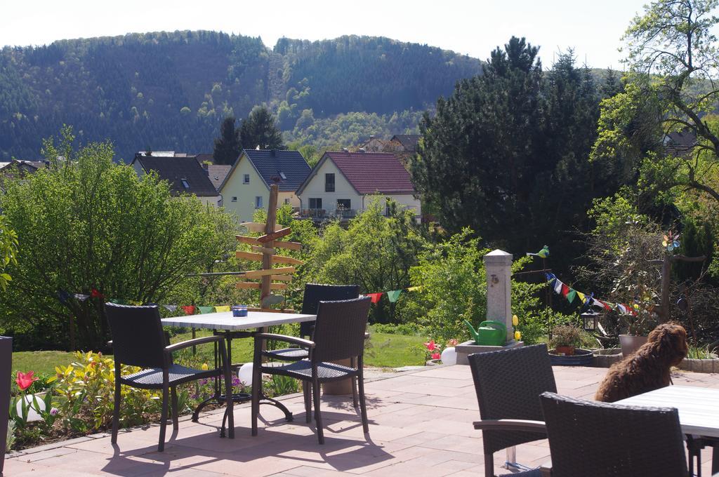 Hinter Den Spiegeln Hotel Heimbach Eksteriør billede