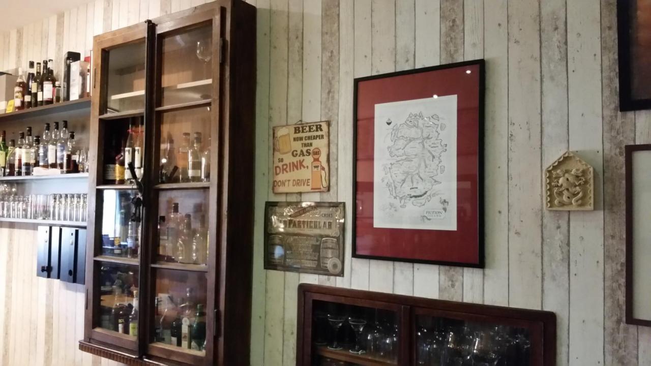 Hinter Den Spiegeln Hotel Heimbach Eksteriør billede