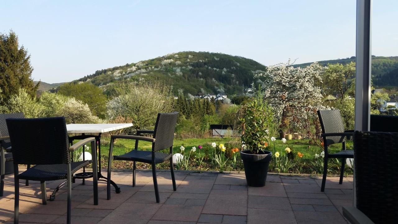 Hinter Den Spiegeln Hotel Heimbach Eksteriør billede